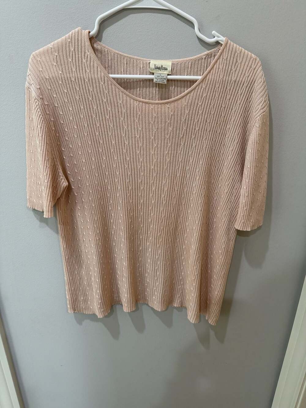 Neiman Marcus 100% Silk Cable Knit Short Sleeve lightweight Sweater -Size L